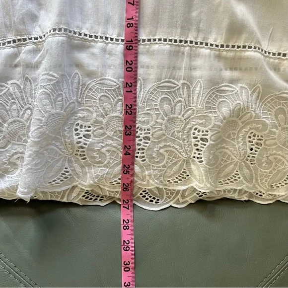 NWOT MICHAEL Michael Kors CRISP WHITE Embroidered LACE V-NECK Cotton BLOUSE L - Picture 16 of 17